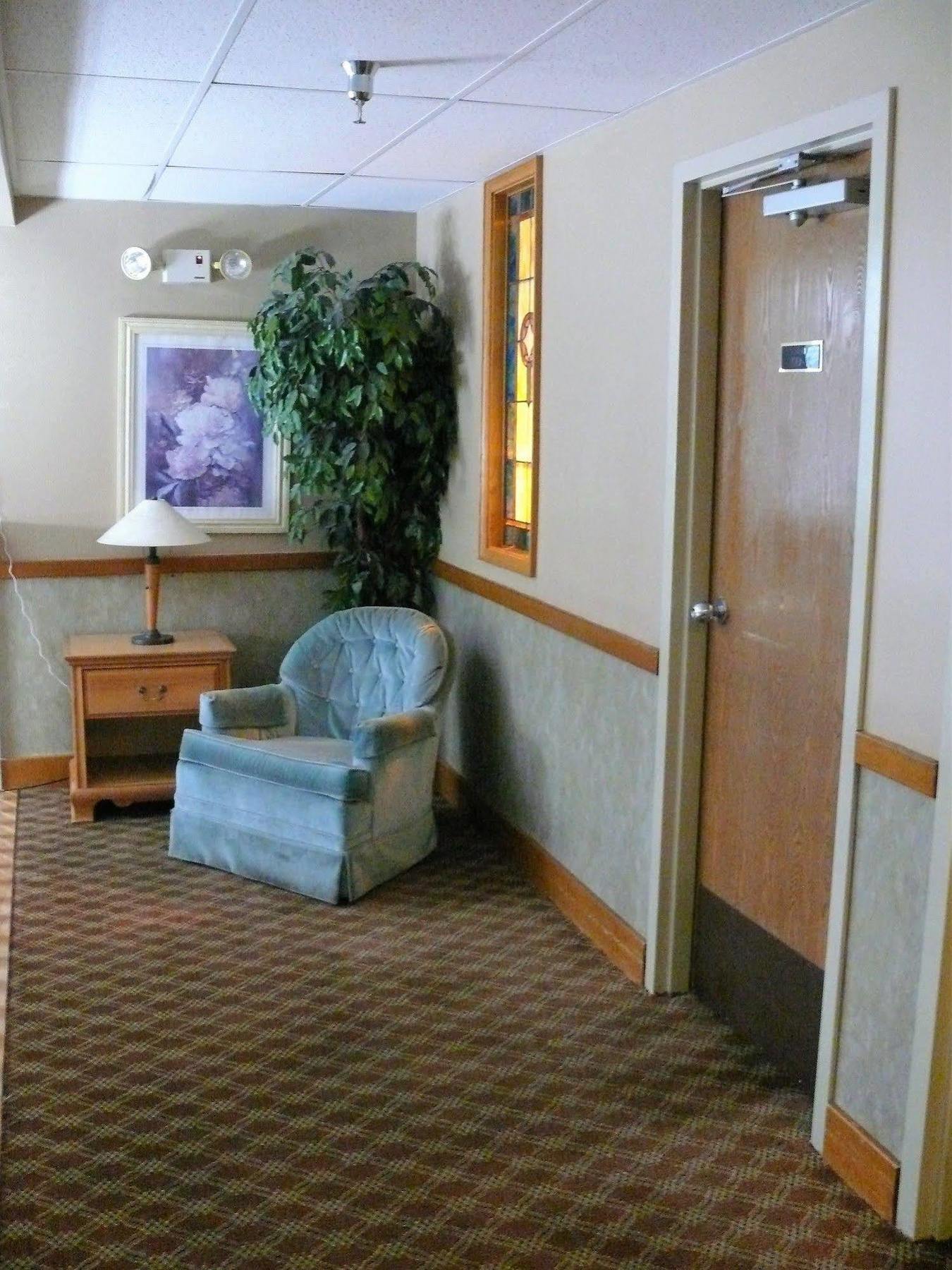 The Woodridge Inn Connersville Exterior foto